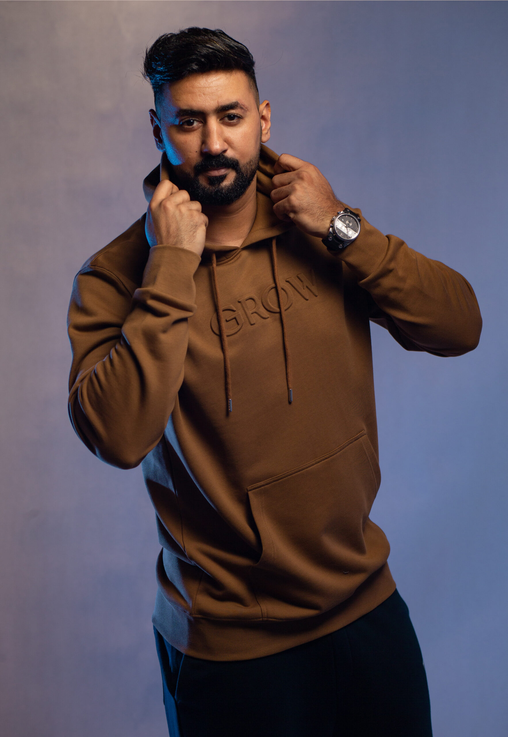 34e Hoodies - الصورة 1